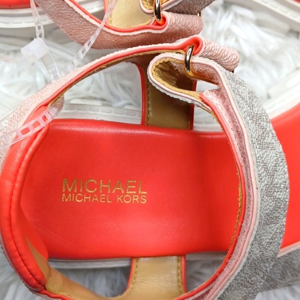 Michael Kors Pink & Tan MK Logo Flat Lug Chunky Sole Sandals SZ 7.5 New - Picture 11 of 17